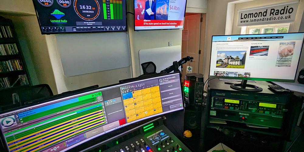 Lomond Radio is the Community Radio Station Vale of Leven