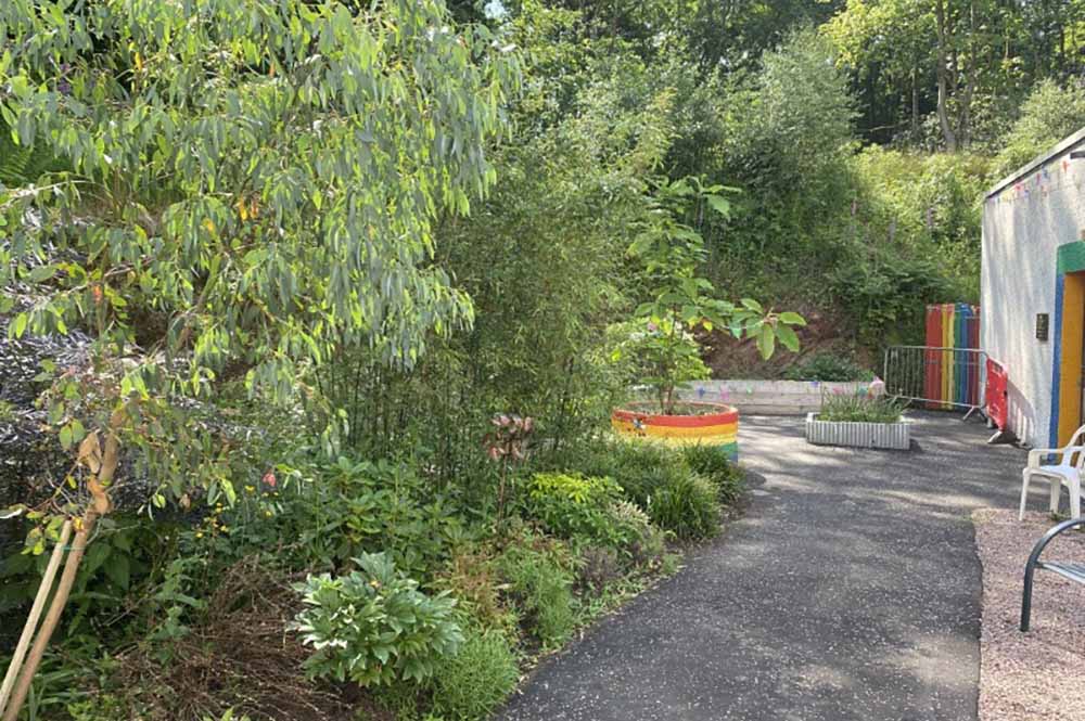 Vale of Leven Hospital: Glorious Garden is a Great Getaway